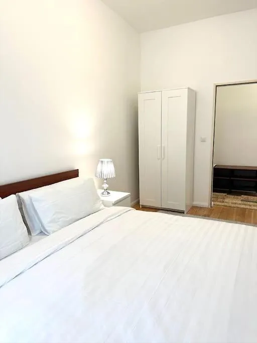 Modernes 2 Zimmer Apartment Berlin 0*,
