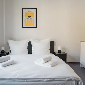 Apartmenthaus Neukoelln Berlín