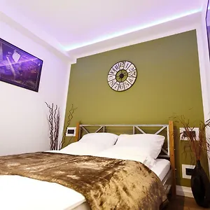 Tiergarten Apartment